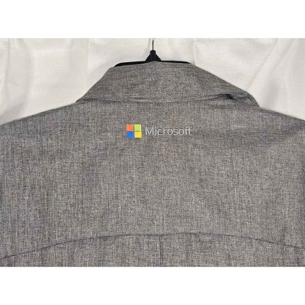 Microsoft North America MSUS‎ Employee Jacket Gray Pockets Zip Mens Medium NWOT